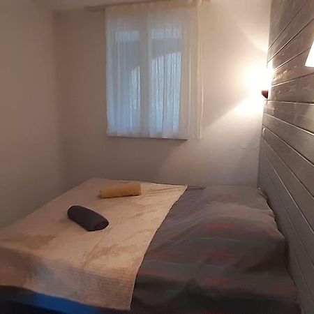 Bielle, Grand Appartement 38M2, Piscine, 4 Pers, Couchages 160X200 Exterior photo